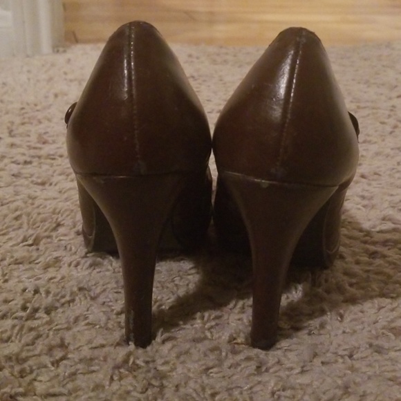 Shoes - Picture 3 of 3
